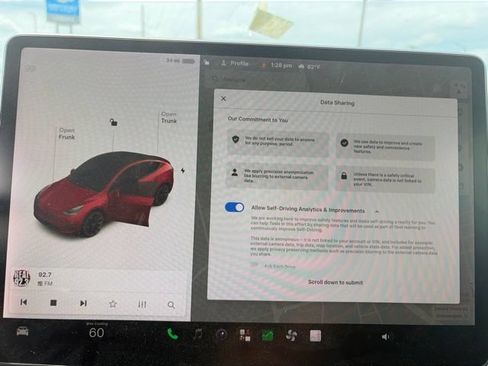Used 2021 Tesla Model Y Long Range AWD/4WD image 6