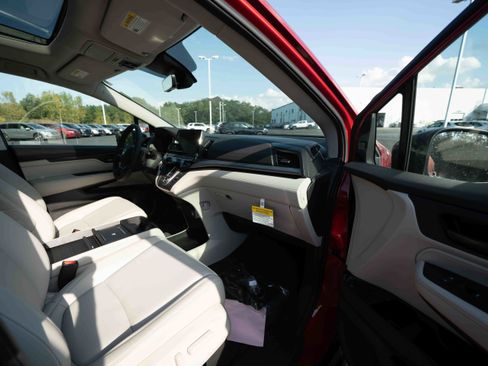 New 2026 Honda Odyssey EX-L image 26