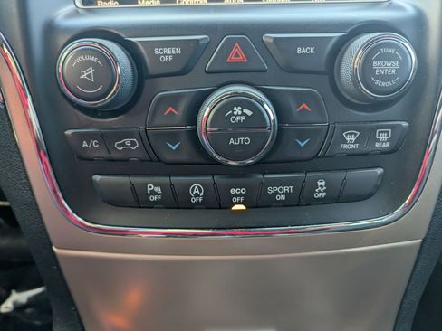 Used 2017 Jeep Grand Cherokee Limited w/ Luxury Group II image 19