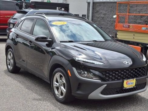 Used 2023 Hyundai Kona SEL w/ Cargo Package AWD/4WD image 2