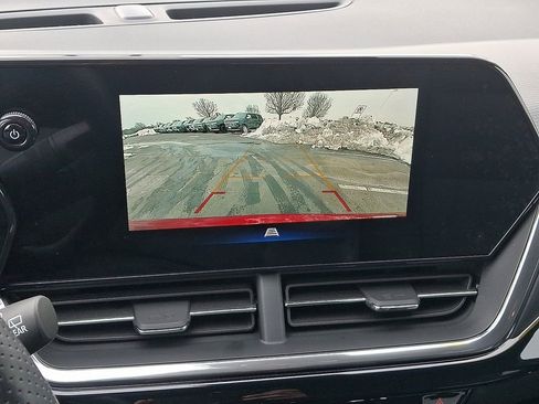 Certified 2025 Chevrolet Trax RS w/ Driver Confidence Package image 18