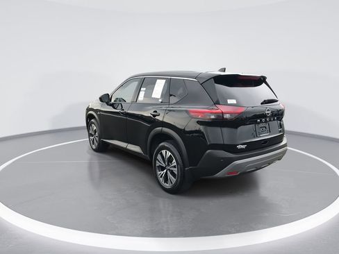 Used 2023 Nissan Rogue SV image 6