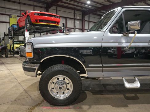 Used 1997 Ford F250 4x4 SuperCab Heavy Duty image 3