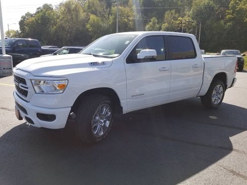 Used 2024 RAM 1500 Big Horn AWD/4WD image 3