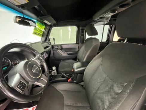 Used 2016 Jeep Wrangler Unlimited Sport AWD/4WD image 15