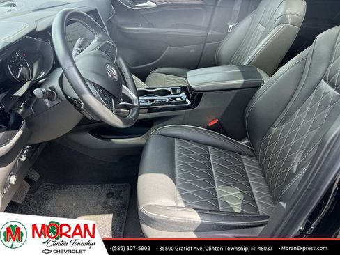 Used 2023 Buick Envision Avenir AWD/4WD image 18