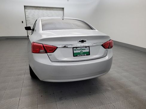 Used 2020 Chevrolet Impala LT FWD image 6