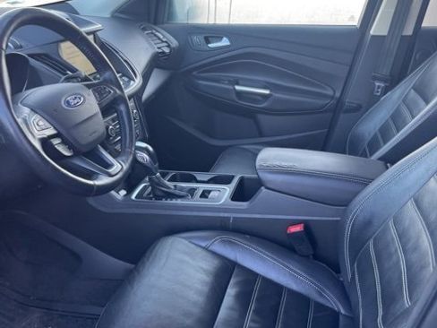 Used 2018 Ford Escape Titanium w/ Ford Safe & Smart Package image 12