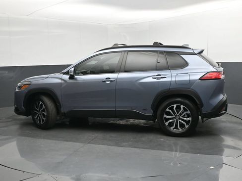 Used 2023 Toyota Corolla Cross AWD Hybrid image 19