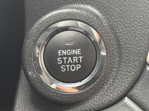 Used 2025 Subaru Outback Limited w/ Popular Package #2 image 20