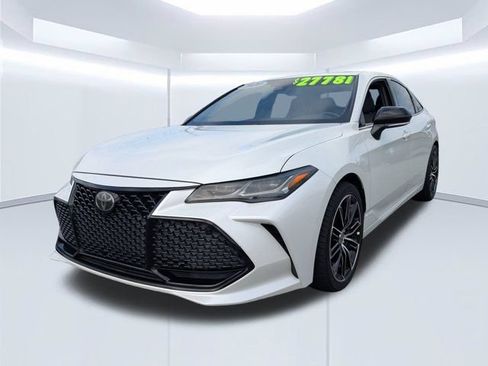 Used 2020 Toyota Avalon Touring FWD image 6