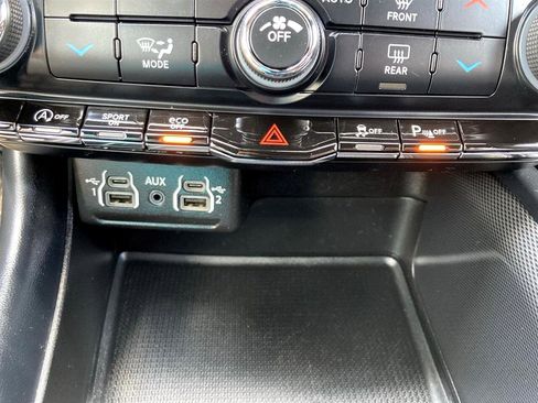 Used 2023 Dodge Durango GT image 32