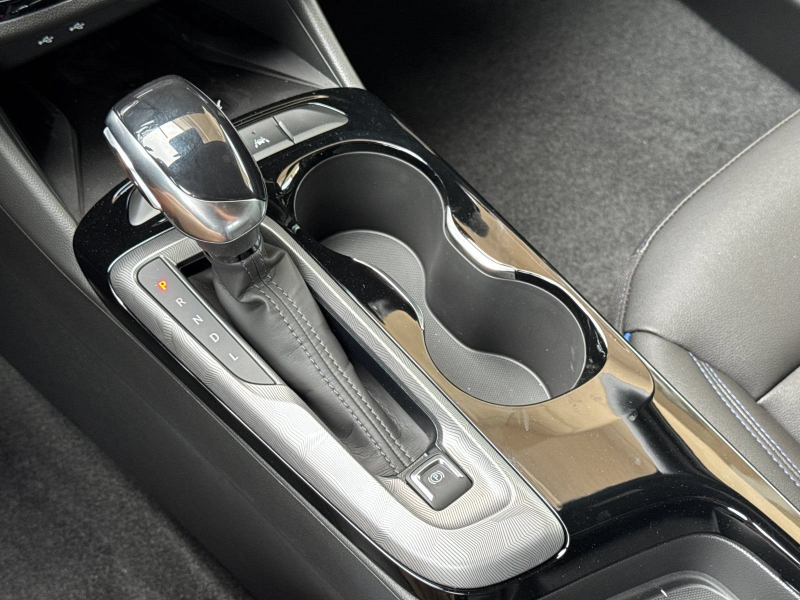 New 2026 Buick Envista Sport Touring w/ Convenience I Package FWD image 20