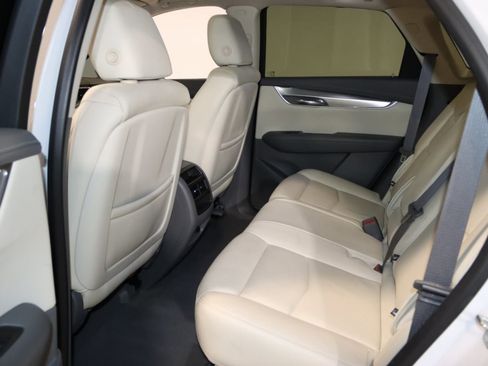 Used 2019 Cadillac XT5 Luxury image 46