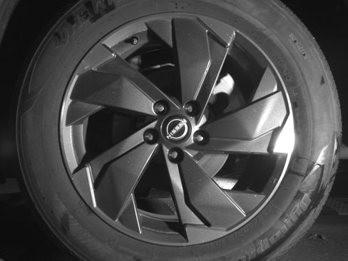Used 2025 Nissan Rogue SV AWD/4WD image 14