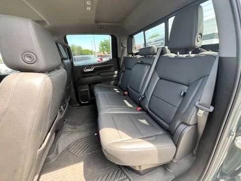 Used 2025 Chevrolet Silverado 1500 LT Trail Boss w/ Convenience Package II AWD/4WD image 11