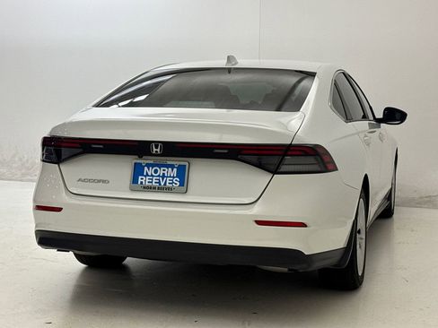 Used 2023 Honda Accord LX image 9
