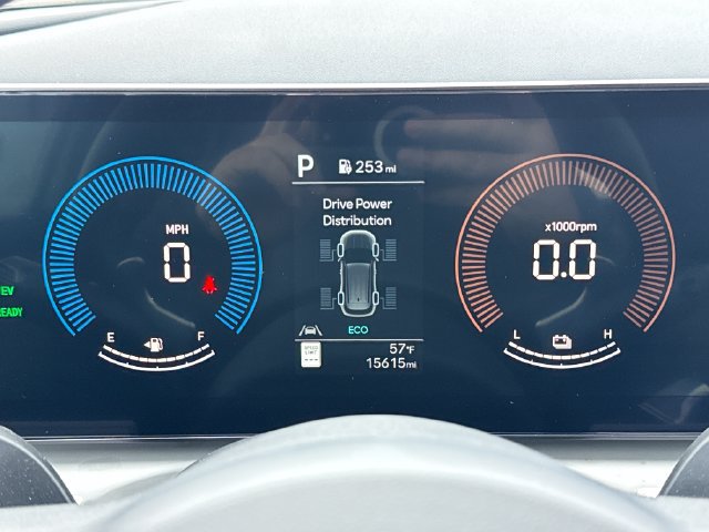 Used 2025 Hyundai Tucson SEL AWD/4WD image 23