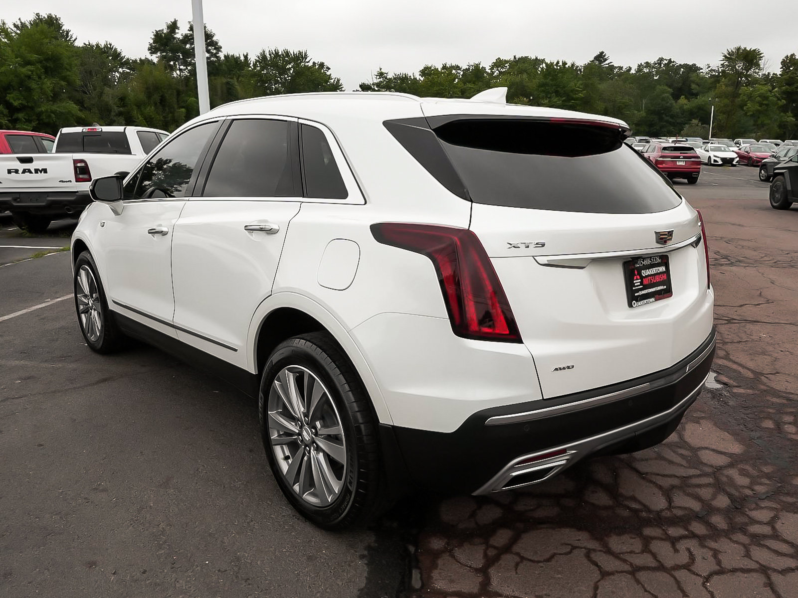 Used 2022 Cadillac XT5 Premium Luxury AWD/4WD image 4