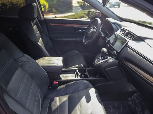 Used 2017 Honda CR-V Touring image 18