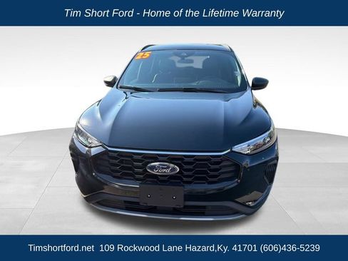 Used 2025 Ford Escape ST-Line AWD/4WD image 4