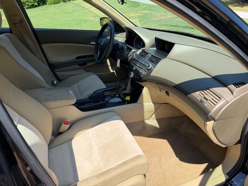 Used 2010 Honda Accord LX-P image 20