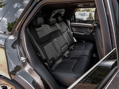 New 2026 Land Rover Range Rover Sport Dynamic SE AWD/4WD image 46