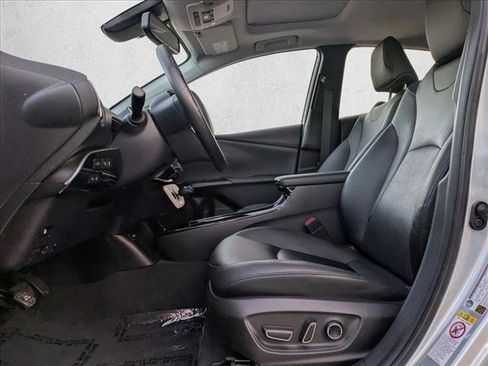 Used 2017 Toyota Prius Four image 17