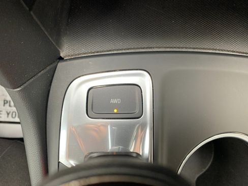 Used 2019 Chevrolet Equinox LS w/ LS Convenience Package AWD/4WD image 18