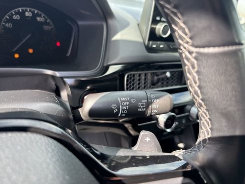 Used 2024 Honda Civic Sport image 32