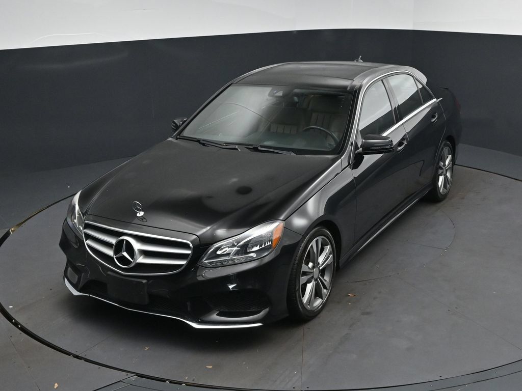 Used 2016 Mercedes-Benz E 350 4MATIC Sedan image 30