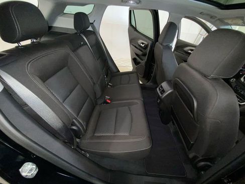 Used 2024 GMC Terrain SLE w/ Driver Convenience Package AWD/4WD image 11