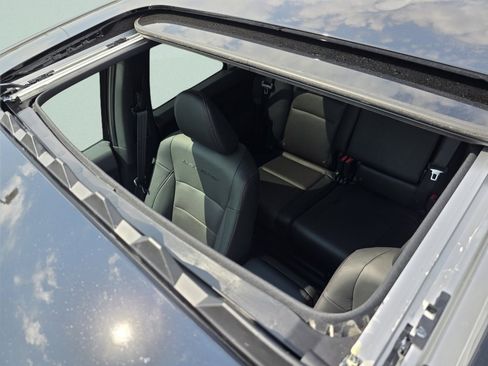 New 2026 Honda Ridgeline Black Edition image 4