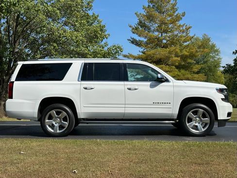 Used 2018 Chevrolet Suburban Premier image 5