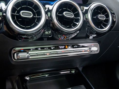 New 2026 Mercedes-Benz GLA 250 GLA 250 image 28