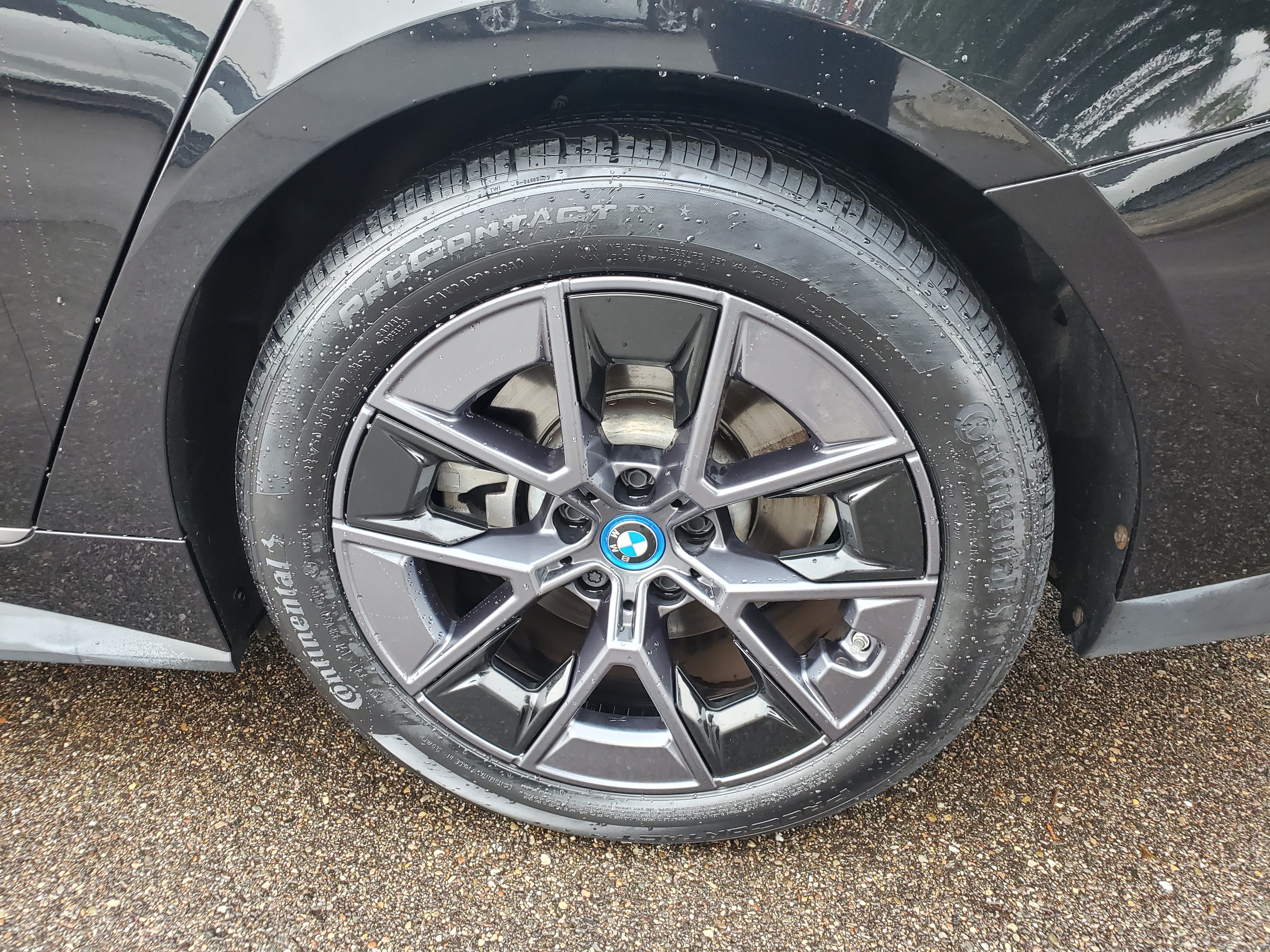 Certified 2024 BMW i4 eDrive35 w/ Premium Package RWD image 37