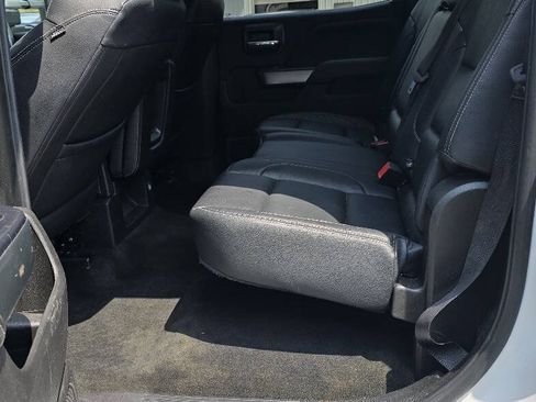 Used 2018 Chevrolet Silverado 2500 LT AWD/4WD image 11
