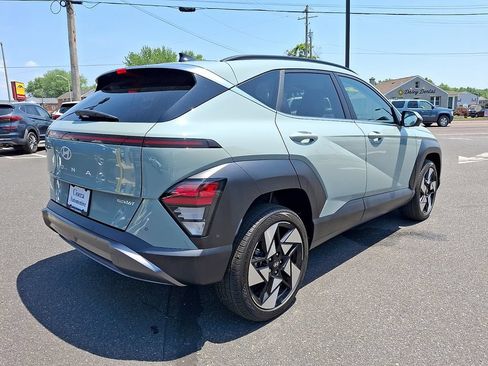Used 2024 Hyundai Kona Limited AWD/4WD image 6