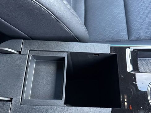 New 2026 Chevrolet Equinox LT w/ Convenience Package II image 24