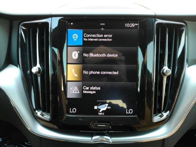 Used 2019 Volvo XC60 T5 Momentum w/ Premium Package FWD image 42