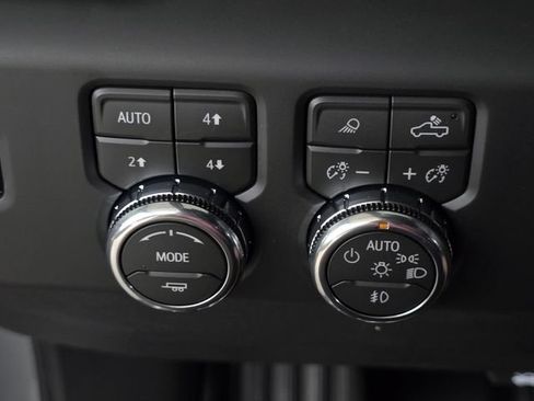 New 2026 GMC Sierra 1500 AT4 w/ AT4 Premium Package AWD/4WD image 22