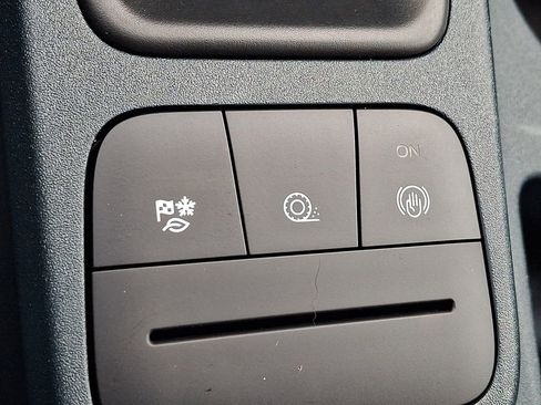 Used 2024 Ford Maverick Lariat image 27