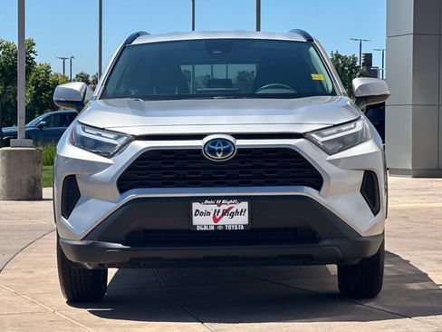 Certified 2023 Toyota RAV4 LE AWD/4WD image 11