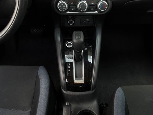 Used 2025 Nissan Versa SV FWD image 14