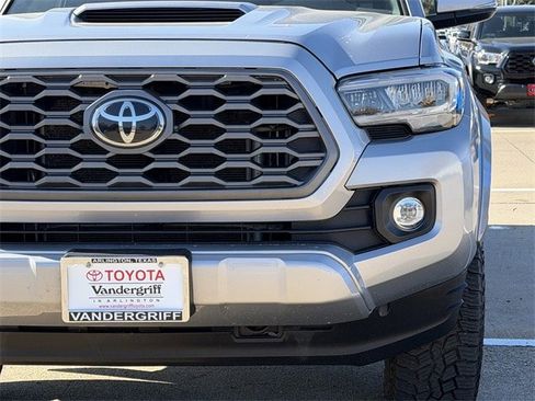 Certified 2021 Toyota Tacoma TRD Sport image 9