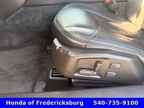 Used 2007 Cadillac XLR Roadster image 25