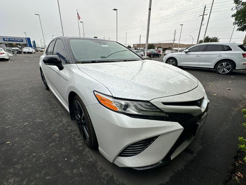 Used 2020 Toyota Camry XSE w/ Accessory Appearance Package FWD image 2