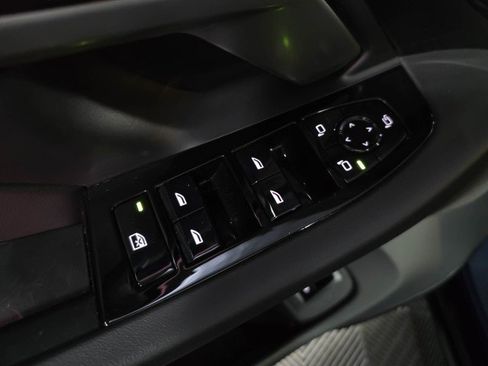 Used 2026 BMW i5 eDrive40 w/ M Sport Package image 30