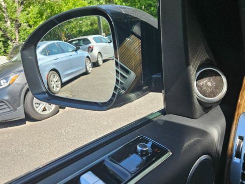 Used 2018 Land Rover Range Rover Supercharged image 33