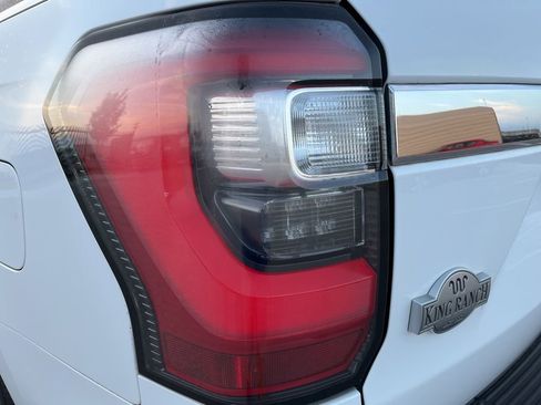 Used 2020 Ford Expedition Max King Ranch image 7